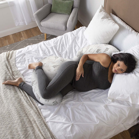 How to Use a Pregnancy Pillow - Boppy